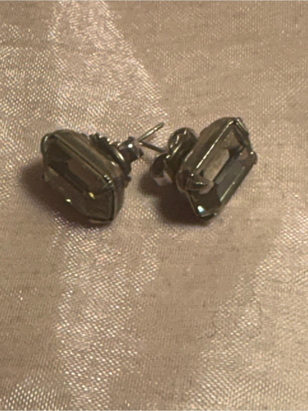 👑Queen’z Found Treasurez👑~Sorrelli Retired Concrete Jungle Earrings - Picture 2 of 3